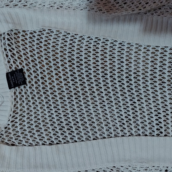 3 tops - Picture 10 of 12